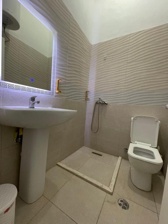 Westwood 2Bd Apartments Durrës Exteriör bild